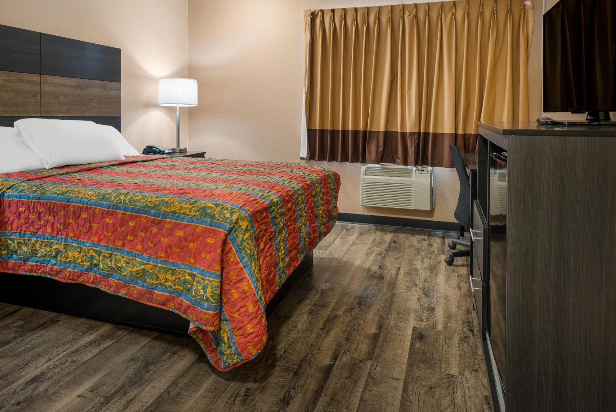 Knights Inn Grand Rapids East Airport Cascade Luaran gambar